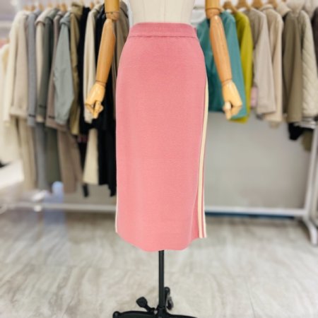 배색 포인트 브이넥 니트 스커트 세트