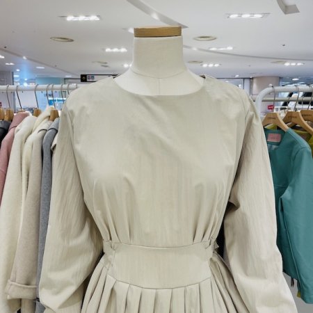 양 벨트 주름 원피스