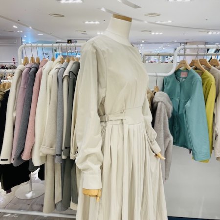 양 벨트 주름 원피스