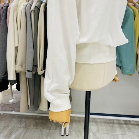 허리 시보리 라운드 티셔츠