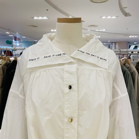 빅카라 레터링 스트링 점퍼