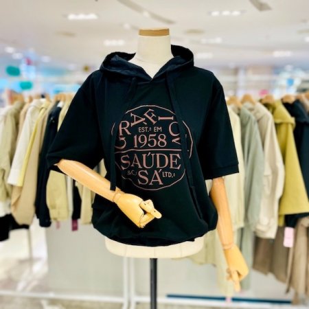 가우디 이니셜 스트링 후드 티셔츠