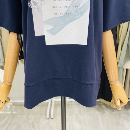 펄 나비 트임 티셔츠