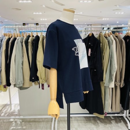 펄 나비 트임 티셔츠