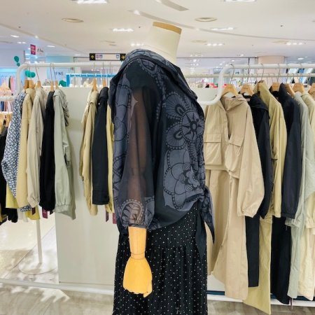 밑단 묶음 시스루 후드 자켓