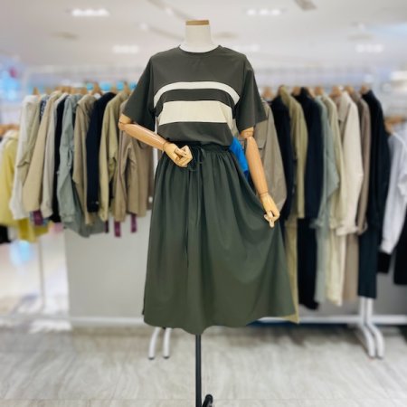 단가라 배색 원피스