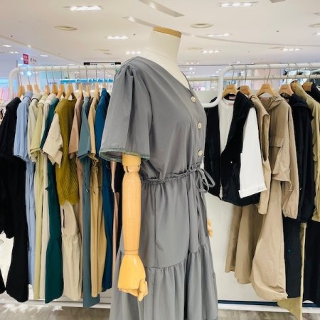 허리끈 플리츠 원피스