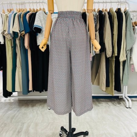 잔 마름모 통바지