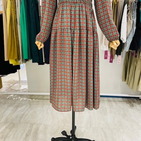 체크 스모크 밴딩 원피스