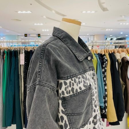 호피배색 데님 자켓