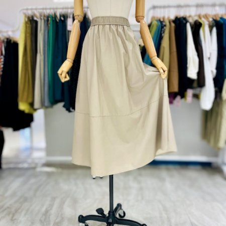 절개 플레어 레더 스커트