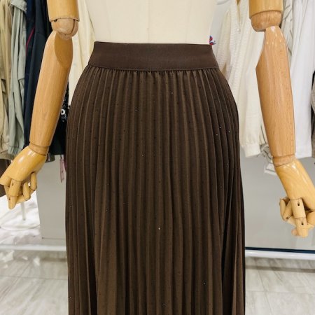 큐빅 플리츠 스커트