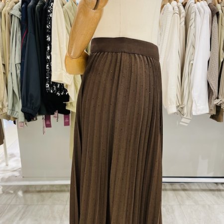 큐빅 플리츠 스커트