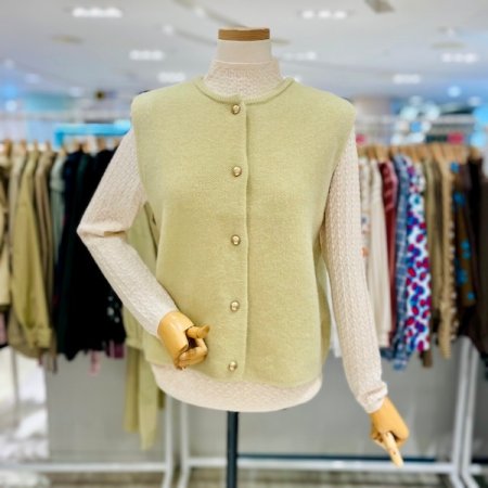 골드 버튼 니트 조끼