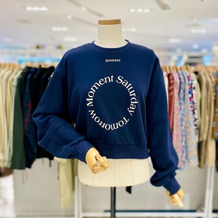 모먼트 맨투맨 티셔츠