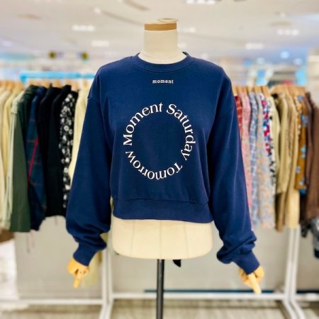 모먼트 맨투맨 티셔츠