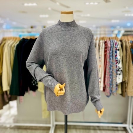 뒷트임 반폴라 니트 티셔츠