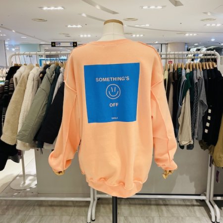 썸씽 루즈핏 기모 맨투맨