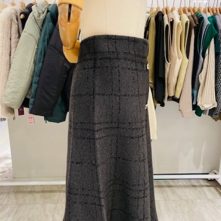 밑단 플레어 캔스커트