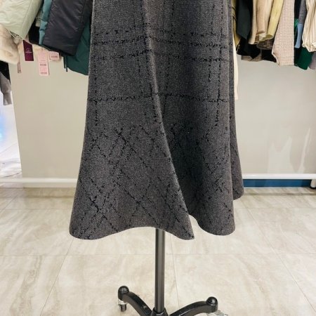 밑단 플레어 캔스커트