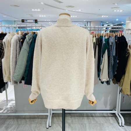 고양이 반폴라 니트