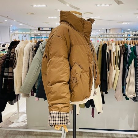 포켓 버튼 덕다운 숏 점퍼