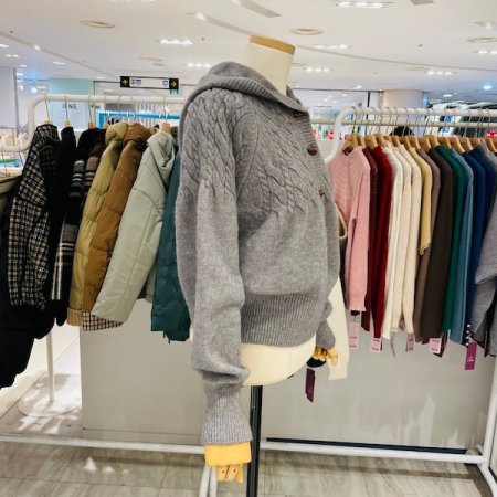 토글 버튼 후드 니트