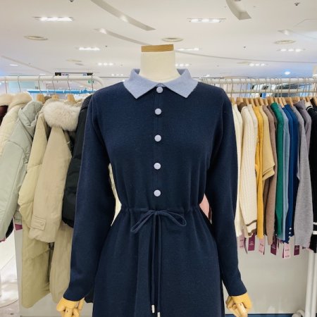 단추 카라 포인트 니트 원피스