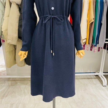 단추 카라 포인트 니트 원피스