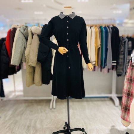 단추 카라 포인트 니트 원피스