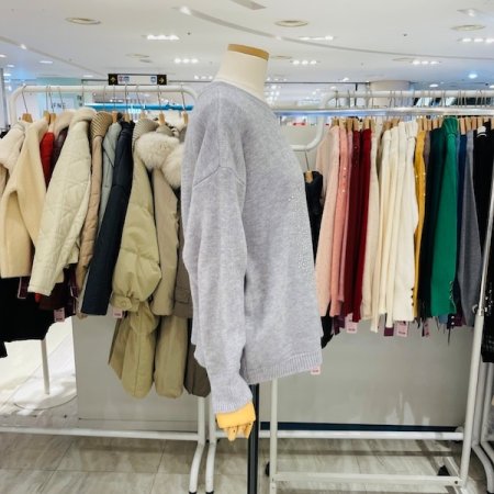 리본 큐빅 라운드 니트