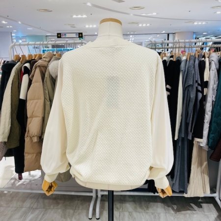 큐빅 삼단 레이스 니트