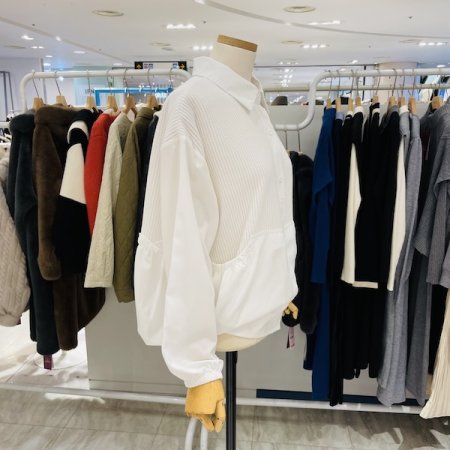 니트 배색 블라우스