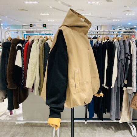 후드 밑단 벌룬 가죽 베스트