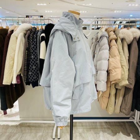 이중 후드 점퍼