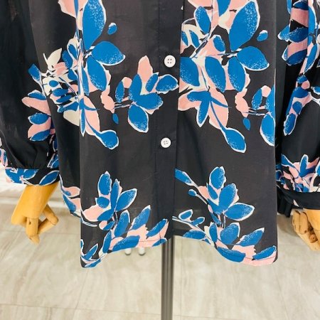 차이나 카라 플라워 블라우스