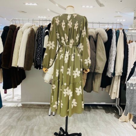 긴스모크 코스 원피스