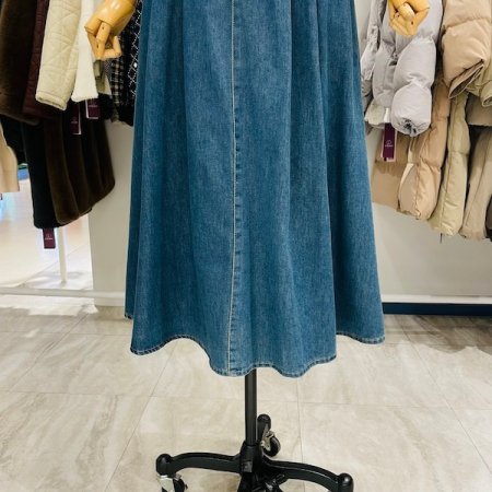 뒷밴딩 벨트 데님 스커트