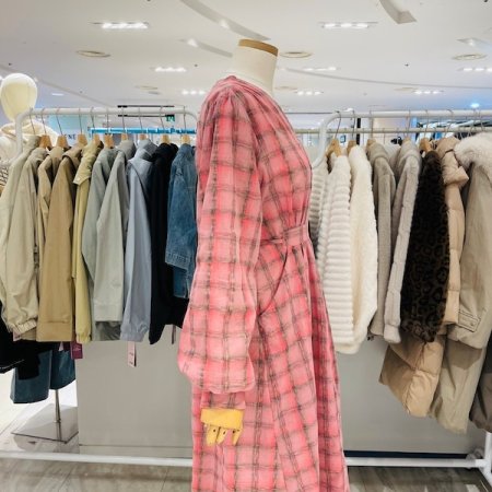 브이넥 체크 원피스