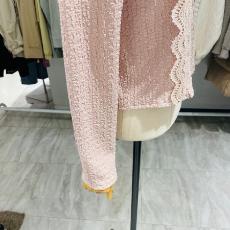 레이스 브이넥 숏 블라우스