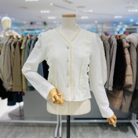 레이스 브이넥 숏 블라우스