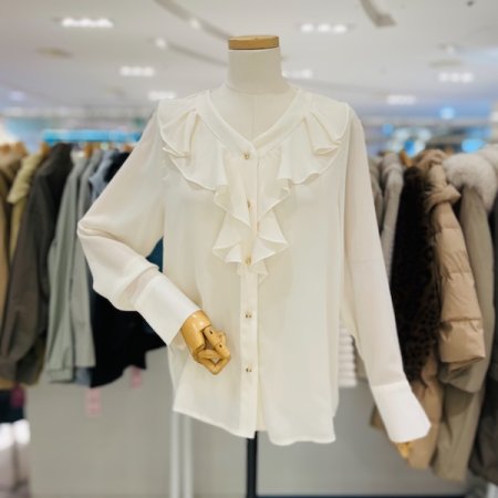 브이넥 골드 버튼 블라우스