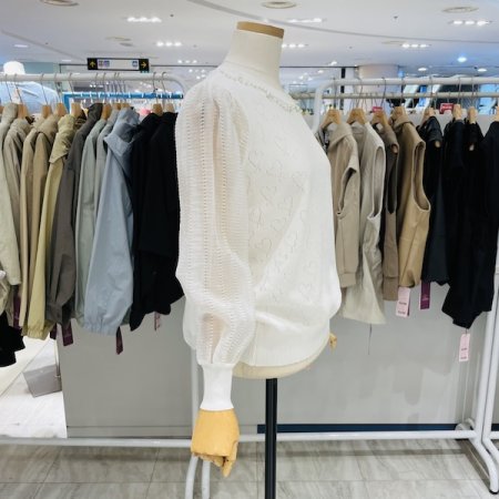 진주 넥 블라우스 배색 니트