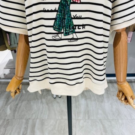 가로 스트라이프 워킹 티셔츠