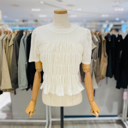 주름 4단 블라우스