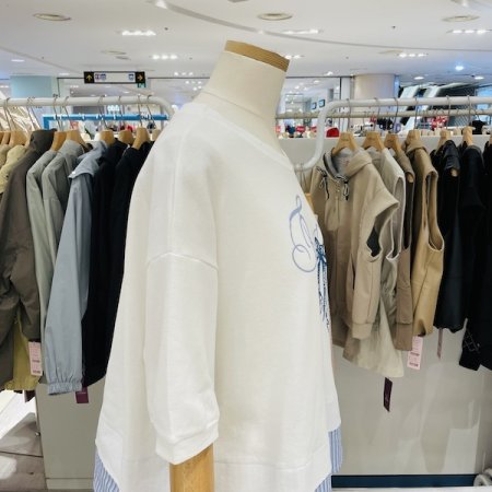 밑단 셔츠 배색 리본 티셔츠