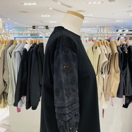 소매 레이스 하트 티셔츠