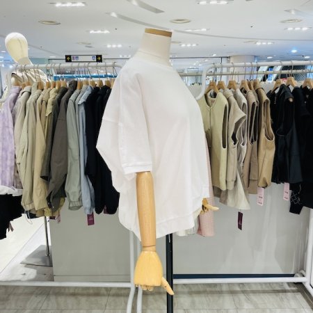 백 포인트 빅리본 티셔츠