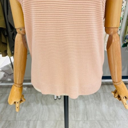 직선 캡소매 니트