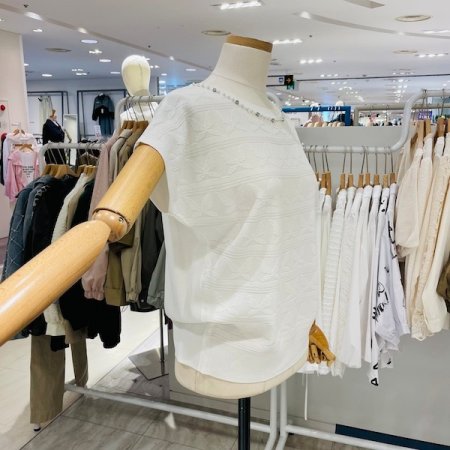 넥진주 가오리 캡소매 니트